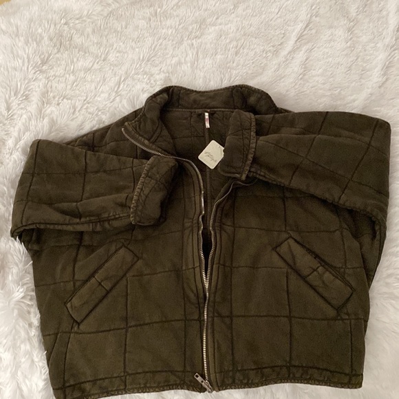 NWT - Free People Dolman Quilted Knit Jacket - Size: M, Color: Dusted Military - Picture 10 of 16